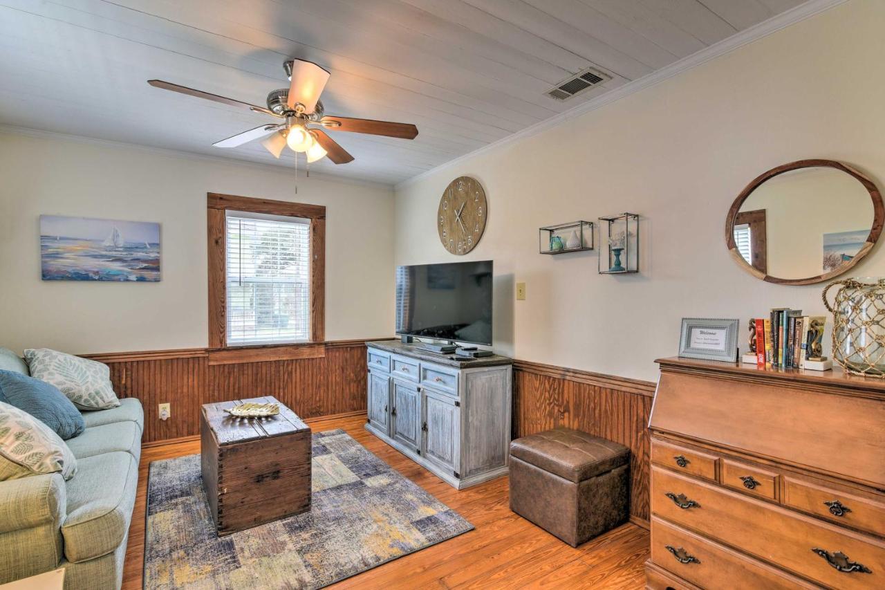 Galveston 'Blue Bungalow' - Walk To Beach! Luaran gambar