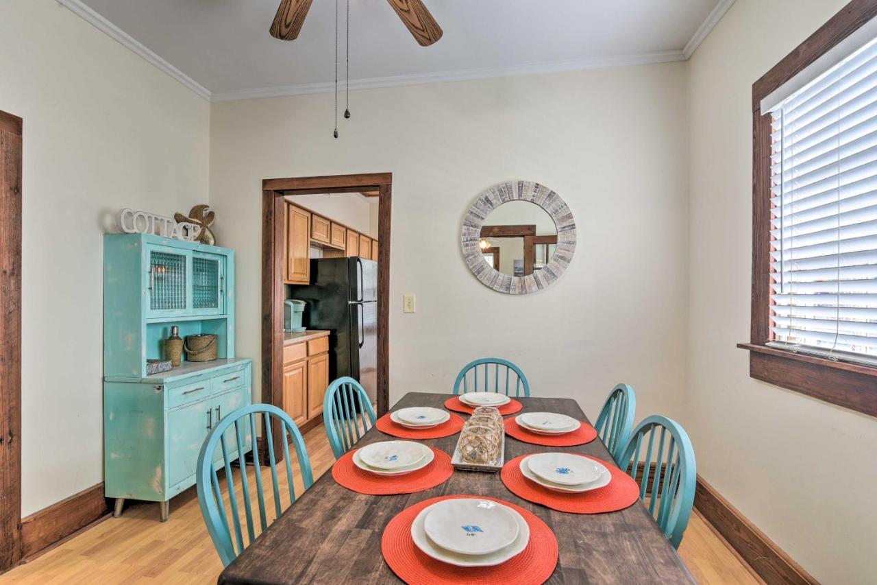 Galveston 'Blue Bungalow' - Walk To Beach! Luaran gambar