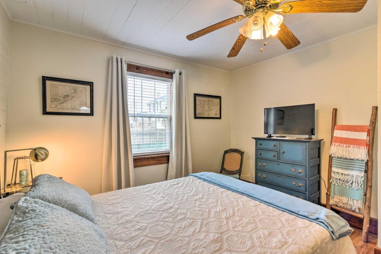 Galveston 'Blue Bungalow' - Walk To Beach! Luaran gambar