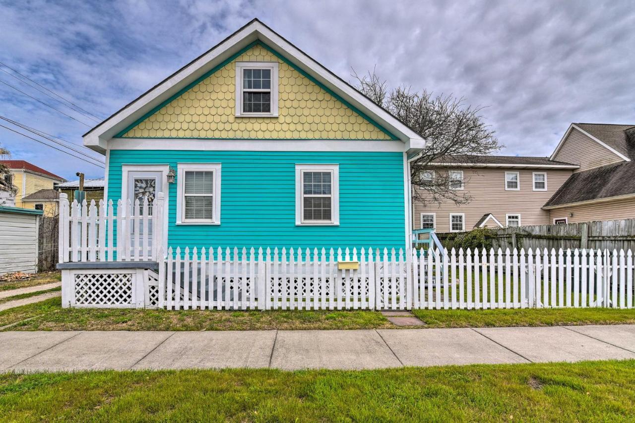 Galveston 'Blue Bungalow' - Walk To Beach! Luaran gambar